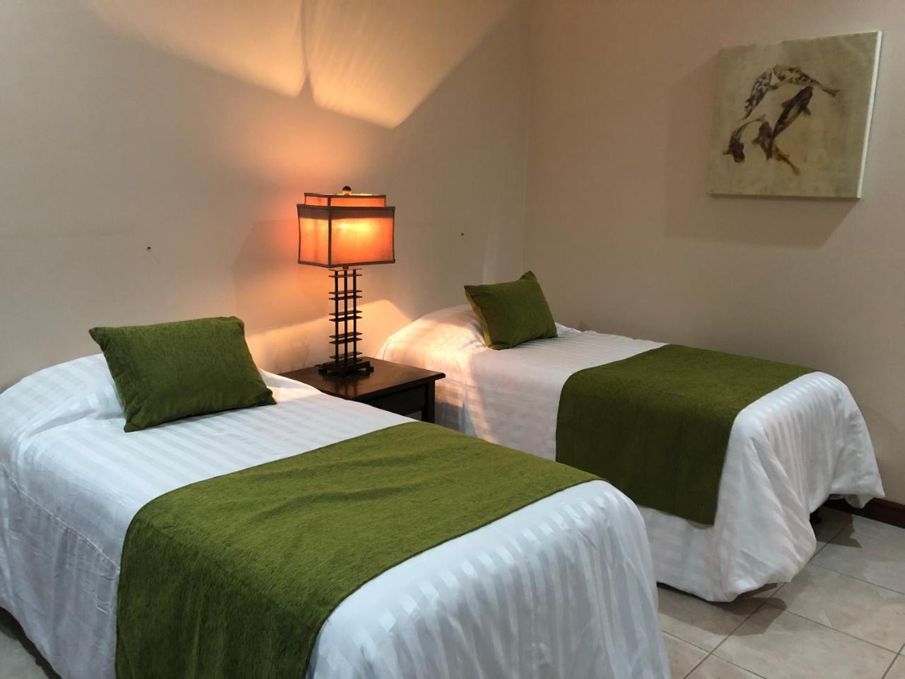 Palm Coast Luxury Rentals エステリリョス・エステ エクステリア 写真